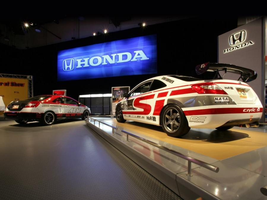  Honda Civic Si by AEM-DC Sports 2005 года  (фото 3 из 4)